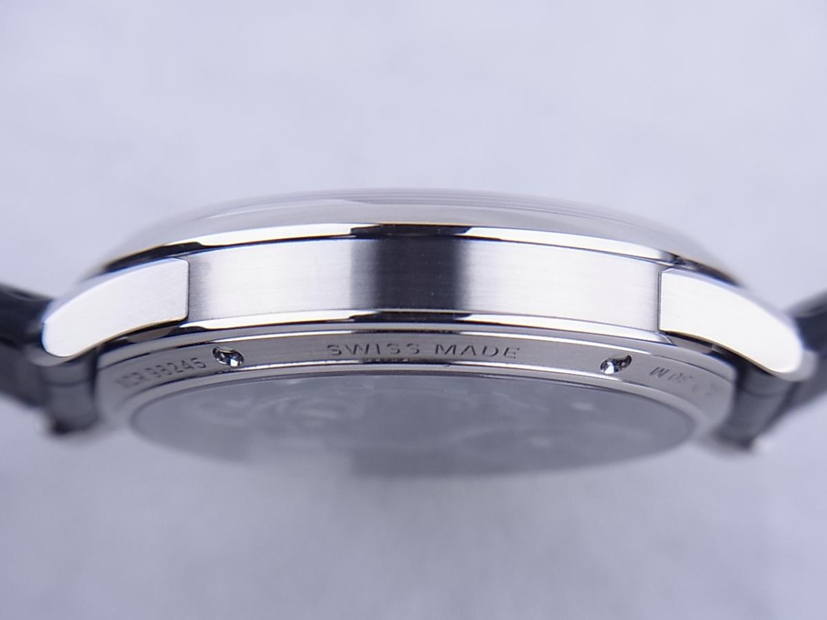 シャネル ムッシュ・ド・シャネル H4799 ホワイトゴールド 2016年モデル　ジャンピングアワー メンズ腕時計　高額売却実績　9時ケースサイド画像