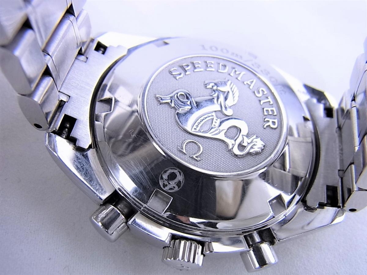 オメガ スピードマスター3210.51 メンズ腕時計　売却実績　裏蓋画像