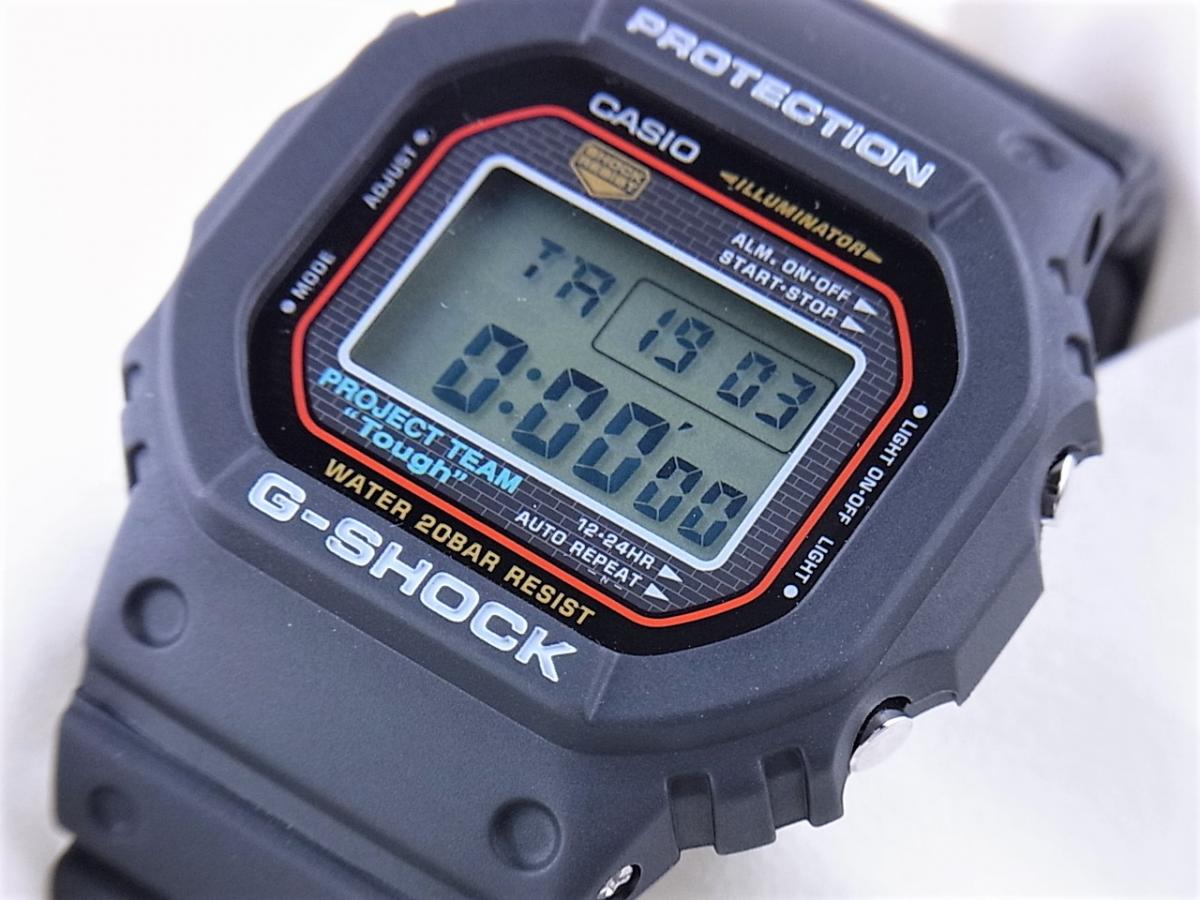 カシオ ＧショックDW-5000 20周年記念モデル　タイマー　フルオートカレンダー　ELバックライト　20気圧防水　メンズ腕時計　買取り実績　フェイス斜め画像