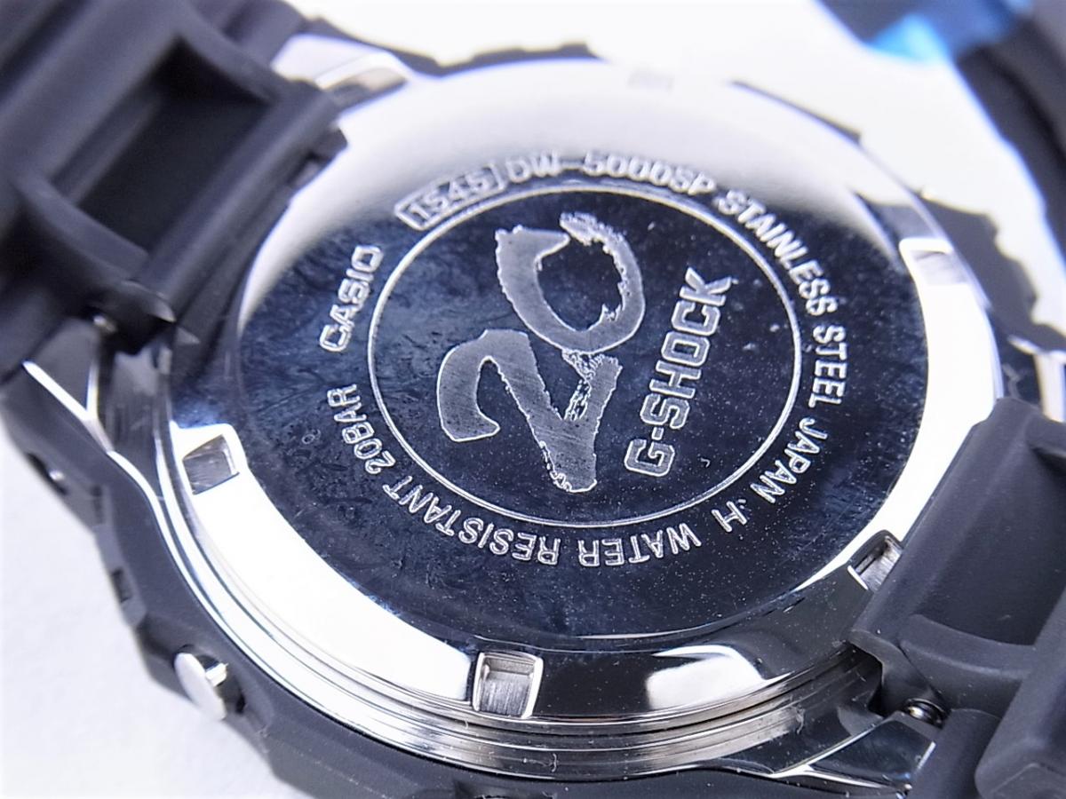 カシオ ＧショックDW-5000 20周年記念モデル　タイマー　フルオートカレンダー　ELバックライト　20気圧防水　メンズ腕時計　売却実績　裏蓋画像