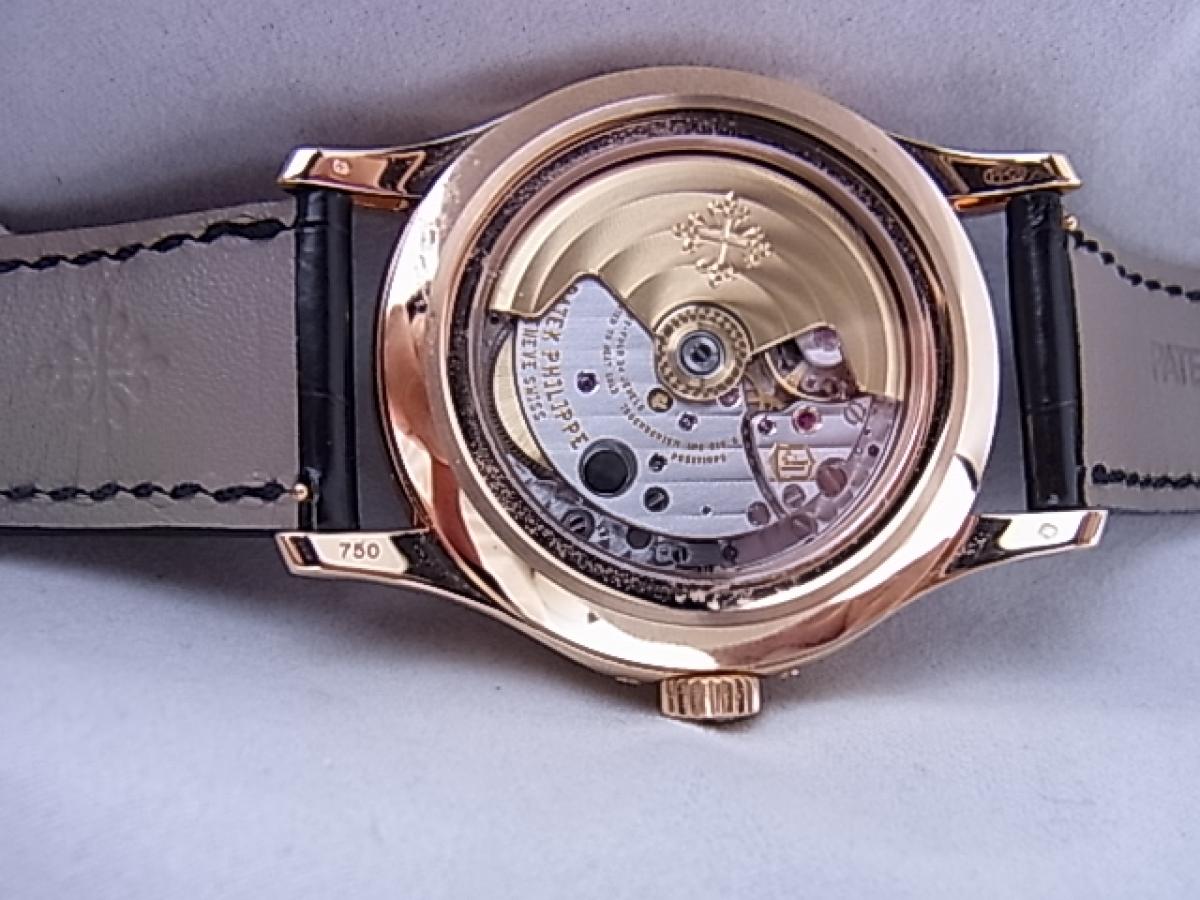 パテックフィリップ アニュアルカレンダー5205Ｒ-010 ローズゴールド Cal.324 S QA LU 24H/206　メンズ腕時計　売却実績　裏蓋画像