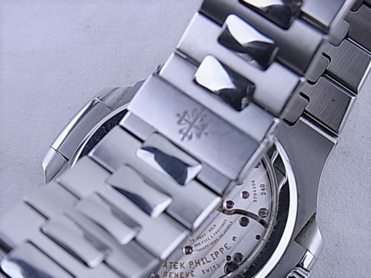 パテックフィリップ ノーチラス5712/1A  プチコンプリケーション　メンズ腕時計　高価売却　バックル画像