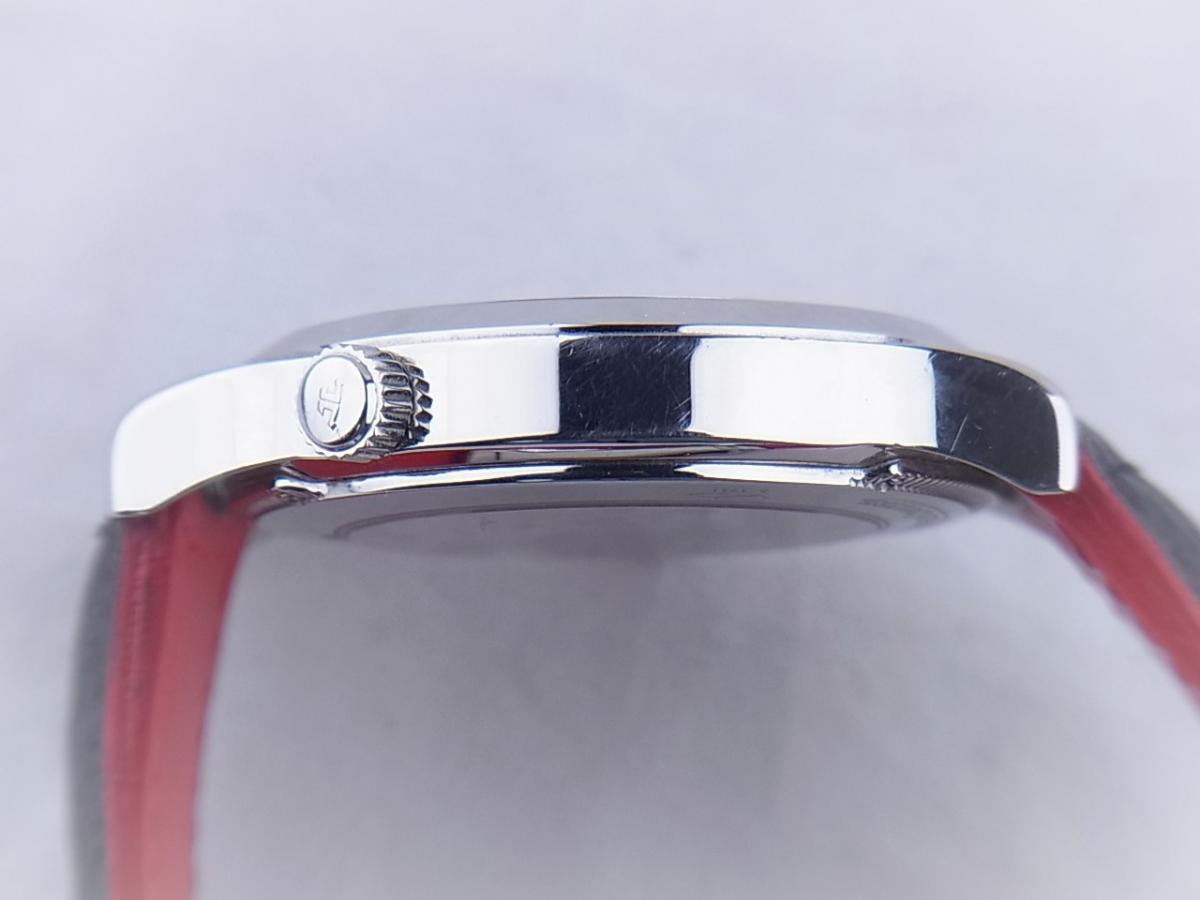 ジャガールクルト マスタージオグラフィーク142.8.92.S Q1428470 ワールドタイム　cal.929　メンズ腕時計　高額売却実績　9時ケースサイド画像