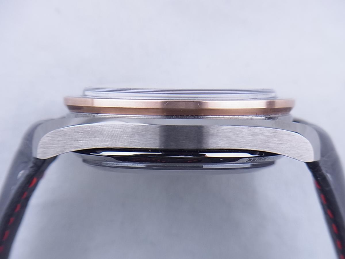 オメガ スピードマスター 311.63.44.51.99.001 メテオライトチタン ムーンウォッチ　デイト　2016年モデル　メンズ腕時計　高額売却実績　9時ケースサイド画像
