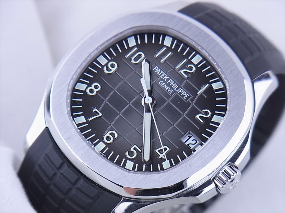 パテックフィリップアクアノート5167A-001エクストララージ メンズ腕時計　買取り実績　フェイス斜め画像