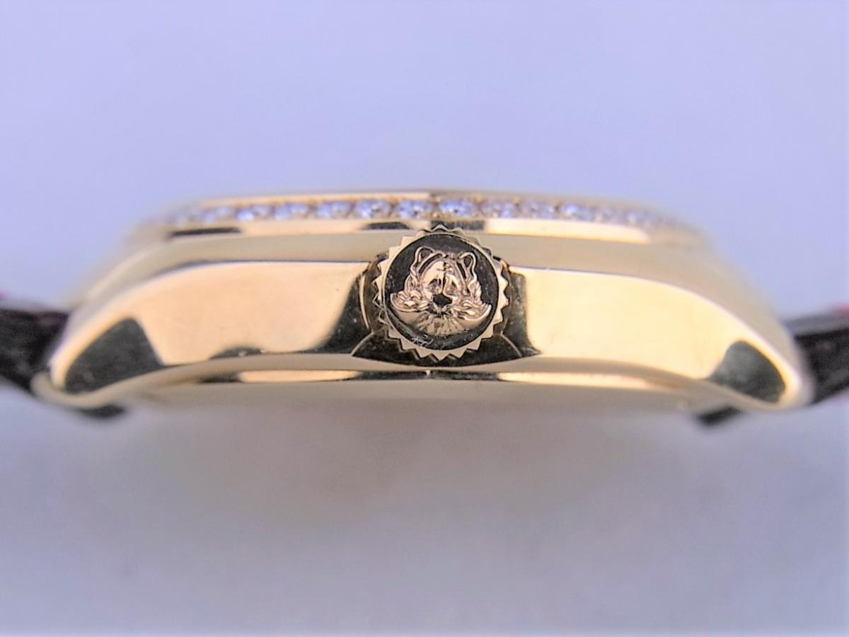 ベルサーチ アンティーク 838965 リューズ横