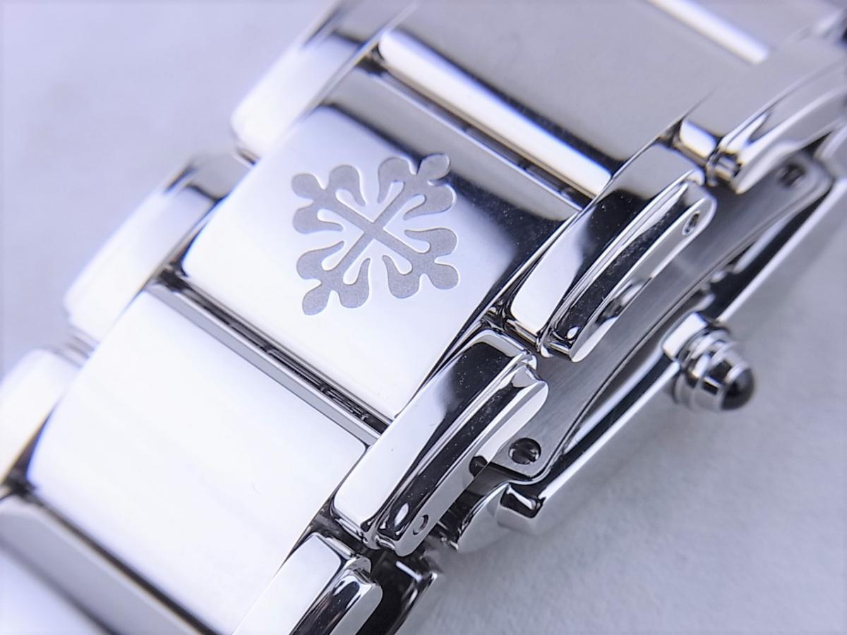 パテックフィリップ トゥエンティーフォー4910 /10A -011 ダイヤモンドベゼル＆10Pインデックス レディース腕時計　高価売却　バックル画像