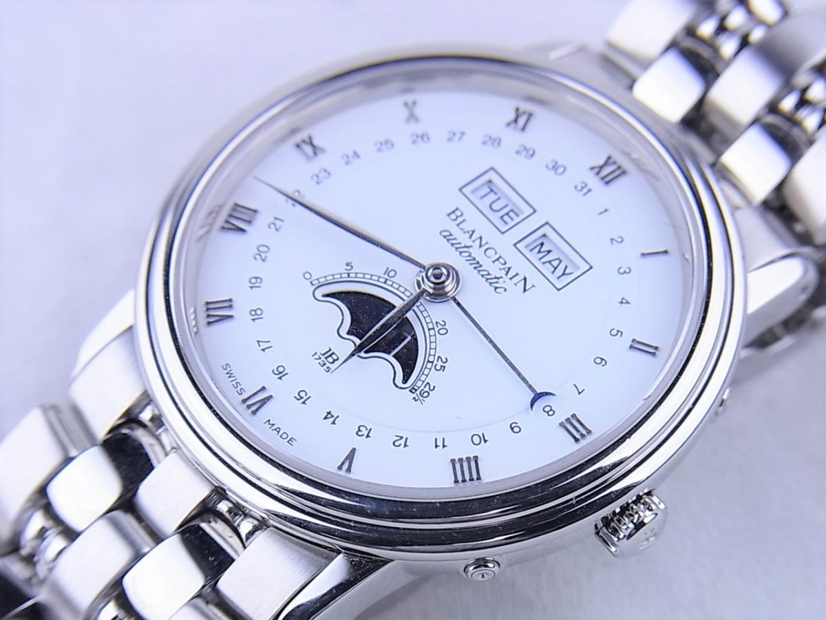 ブランパン ヴィルレトリプルカレンダー6553-1127A-10 メンズ腕時計　買取り実績　フェイス斜め画像