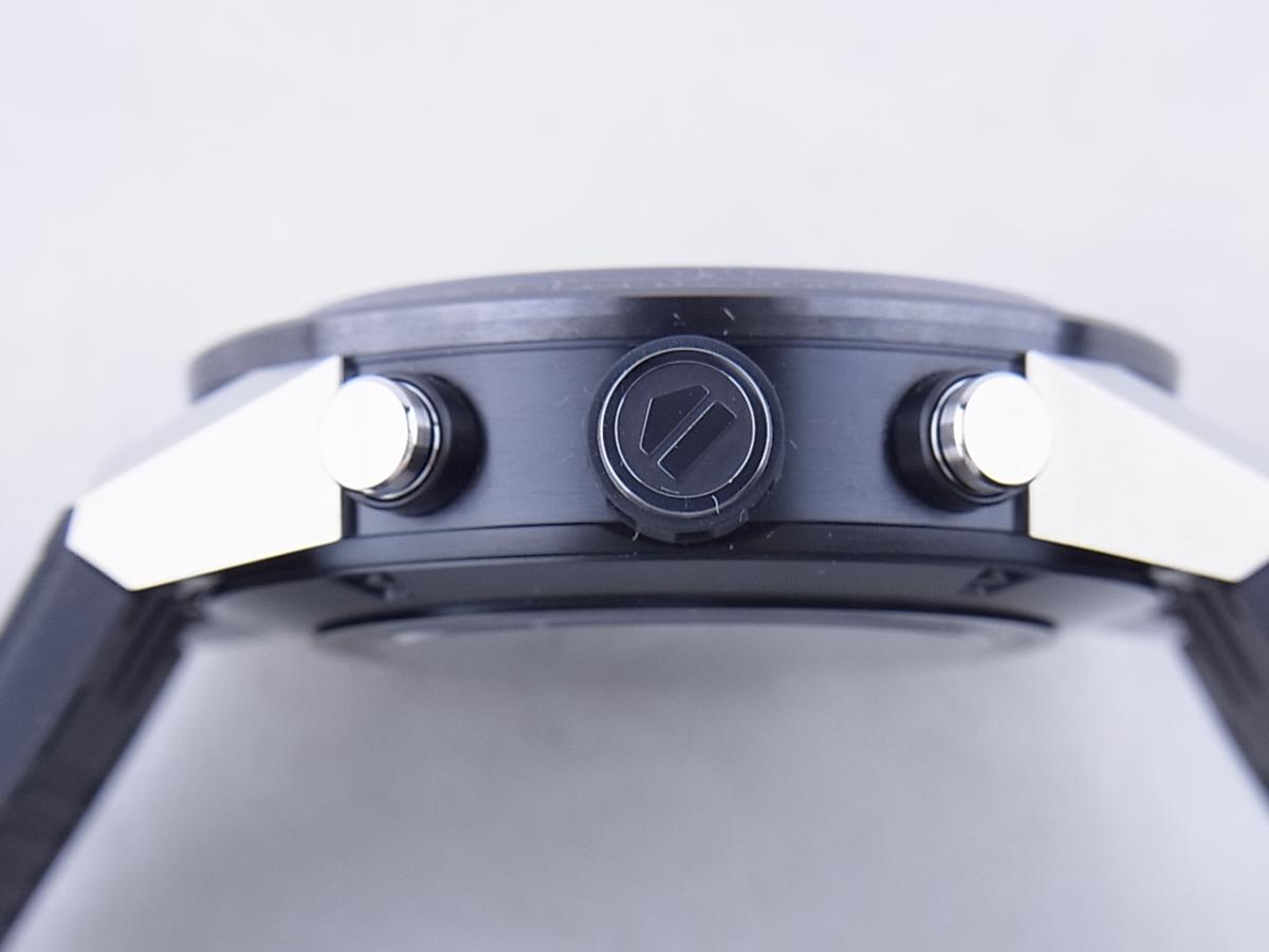 タグホイヤーカレラキャリバーホイヤー02T トゥールビヨン　CAR5A8Y.FC6377 2016年モデル　メンズ腕時計　買い取り実績　3時リューズサイド画像