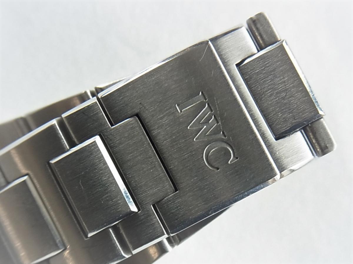 IWC インヂュニアミッションアースIW323603 メンズ腕時計　高価売却　バックル画像