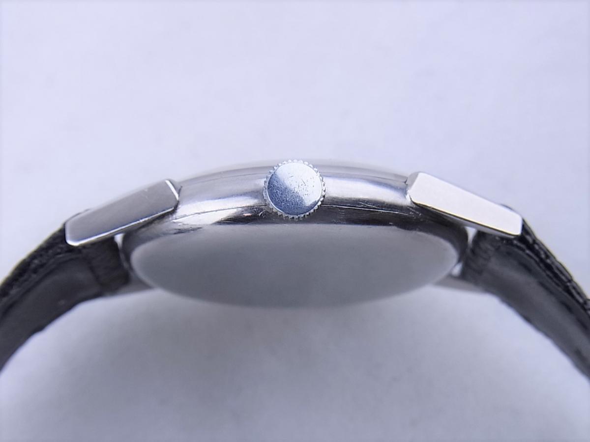 IWCアンティーク時計　手巻きCal.83　インターナショナルウォッチ表記　メンズ腕時計　買い取り実績　3時リューズサイド画像