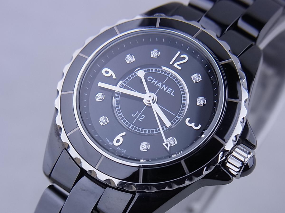 シャネル J12 H2569 ベゼル