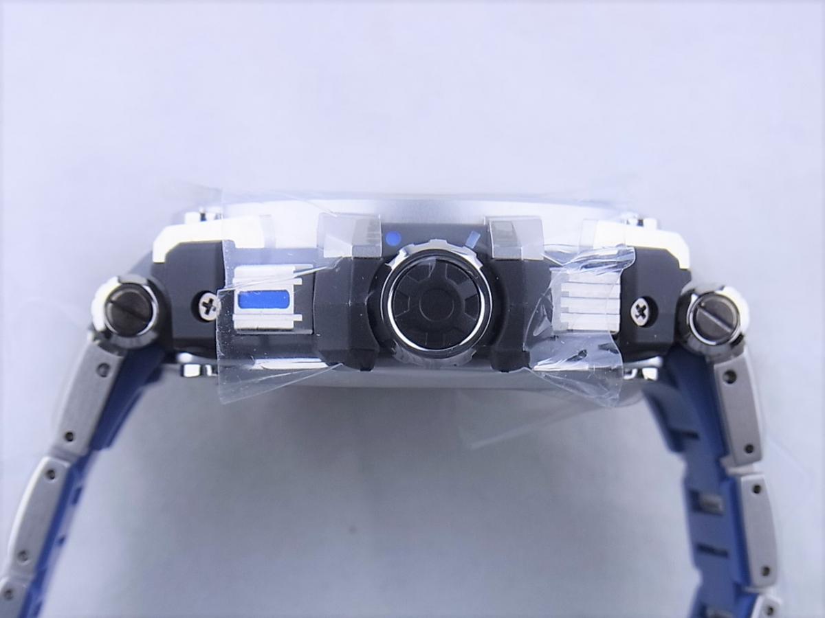 カシオ Gショック MT-G ブルー MTG-G1000D-1A2JF SS×樹脂 タフソーラー メンズ 買い取り実績　3時リューズサイド画像