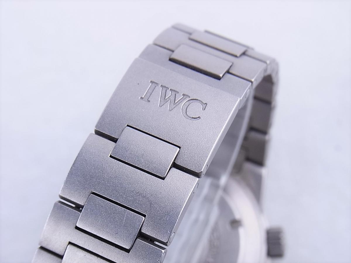 IWC GSTアラームチタンIW353701　高価売却　バックル画像