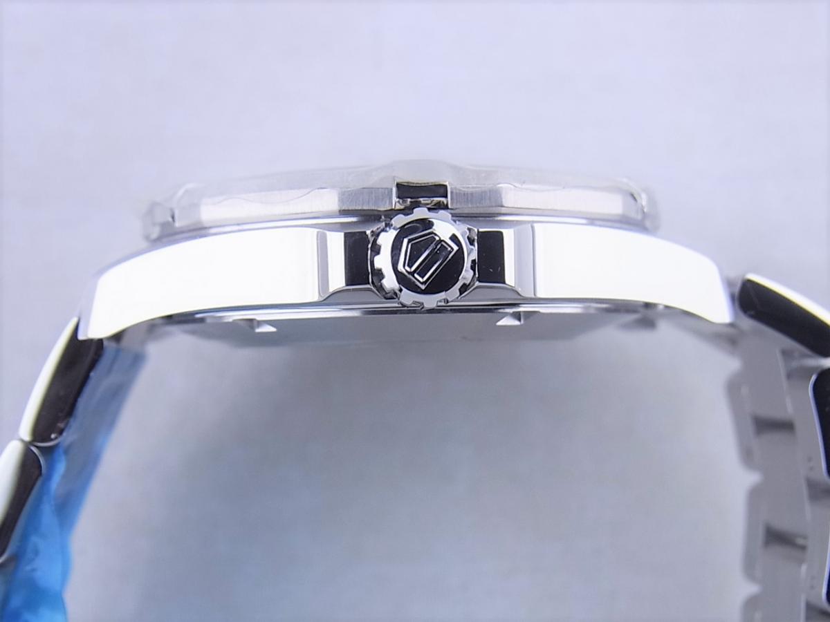 タグホイヤー アクアレーサー WBD2111.BA0928 リューズ横