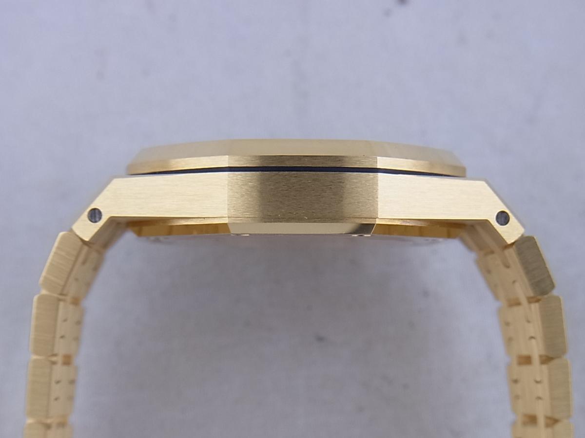 オーデマピゲ ロイヤルオーク 15450BA.OO.1256BA.01 横