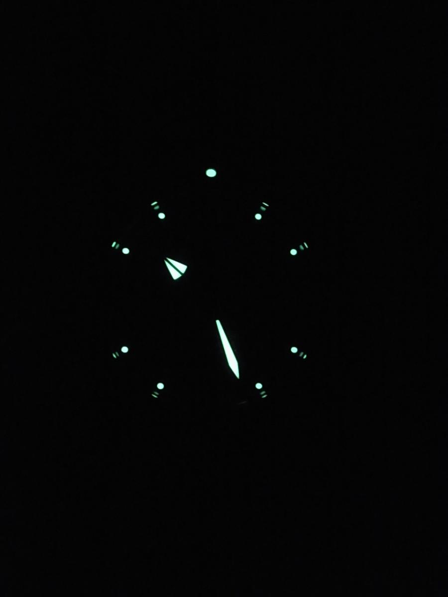 ブライトリング スーパーオーシャン U203B-1QRC　夜光画像