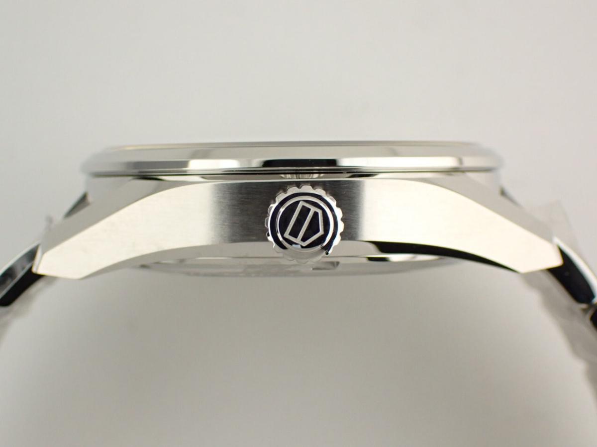 タグホイヤー カレラ WDA2114-BA0043 リューズ横