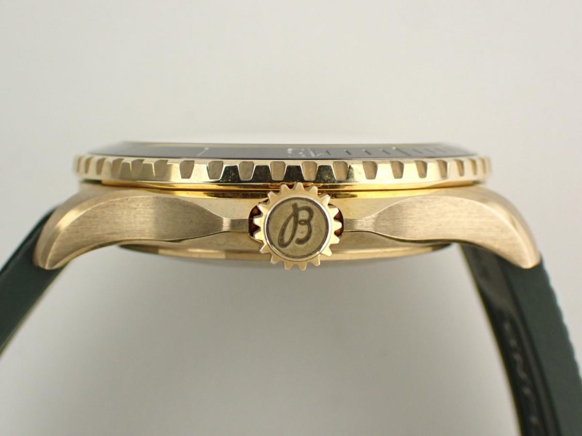 ブライトリング スーパーオーシャン N17375201L1S1 リューズ横