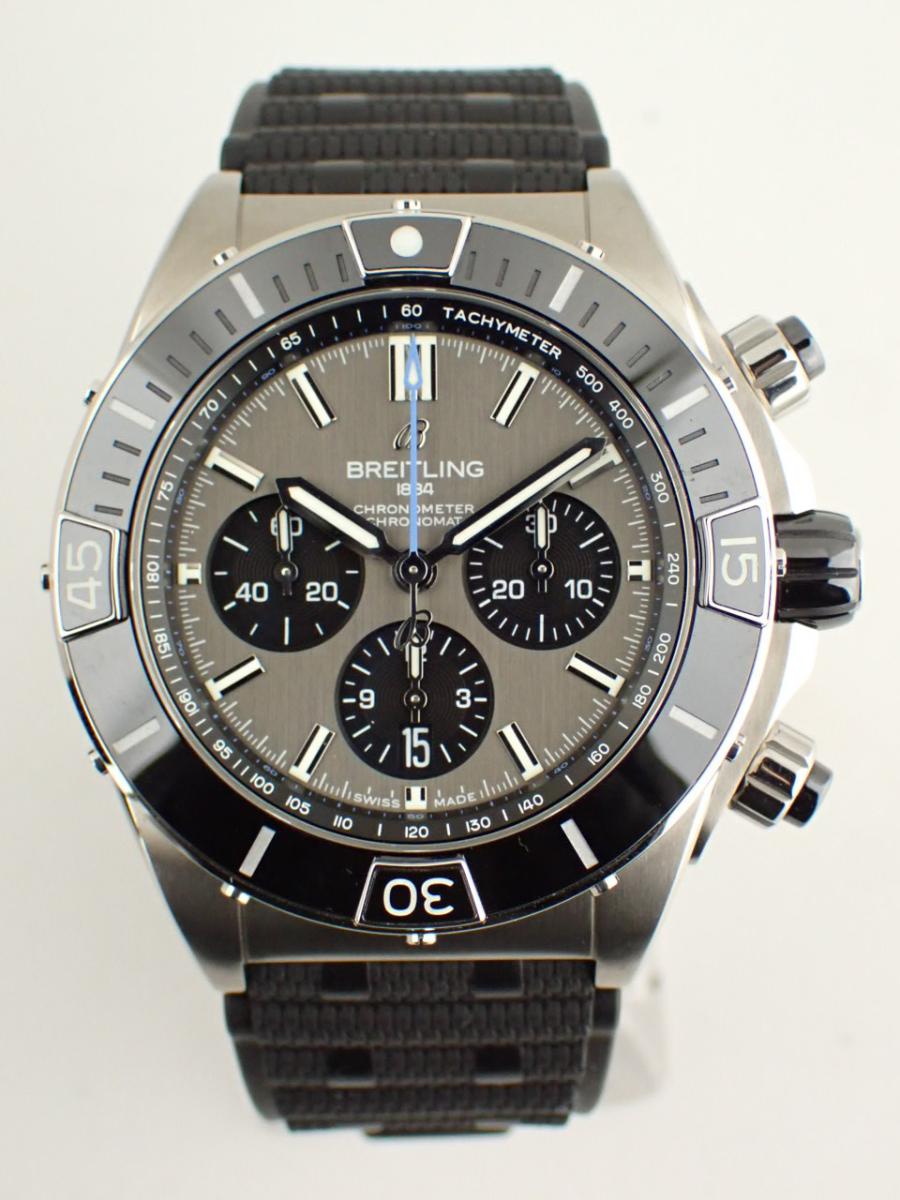 ブライトリング クロノマット EB0136251M1S1 文字盤