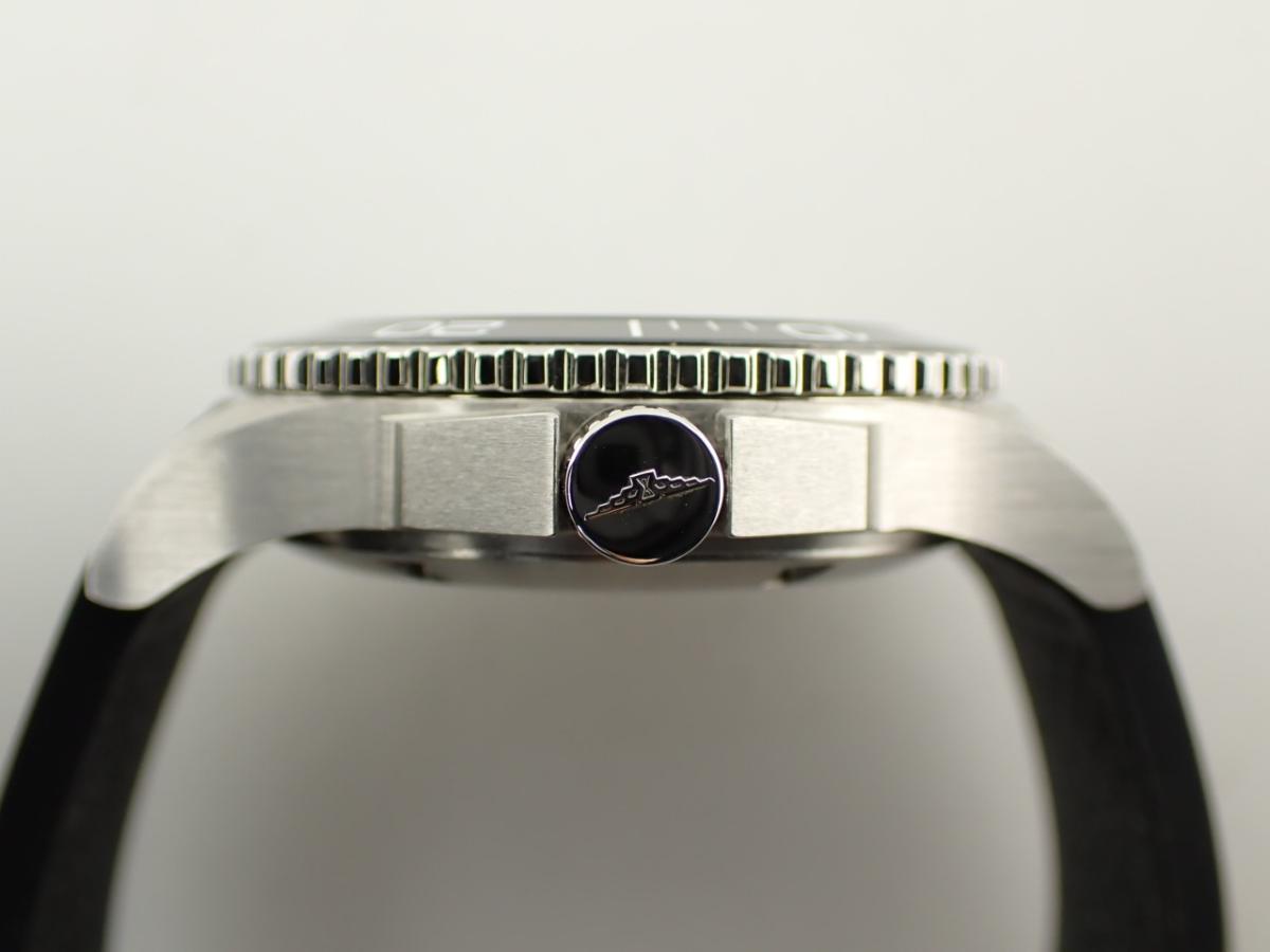 ロンジン ハイドロコンクエスト L3.780.4.56.9 リューズ横