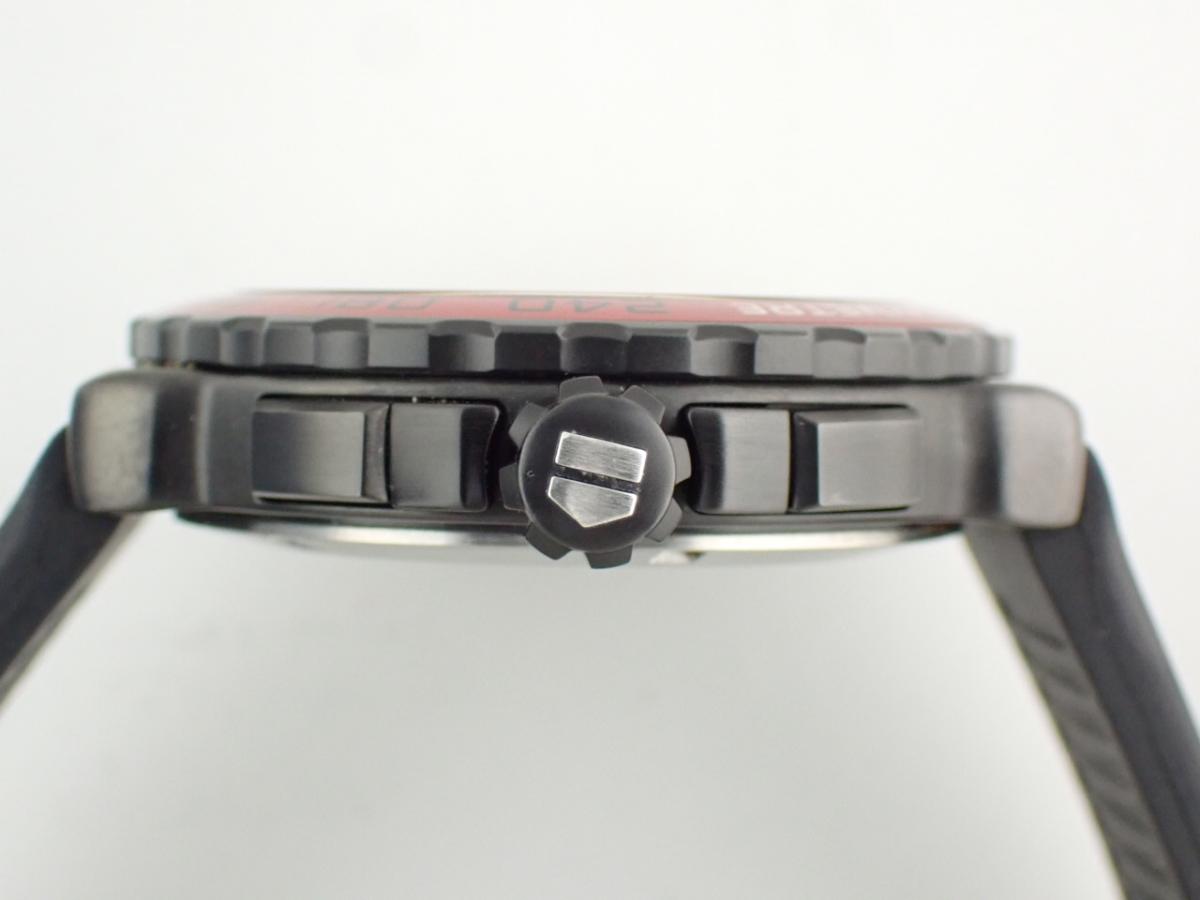 タグホイヤー フォーミュラ1 CAU1117.FT6024 リューズ横