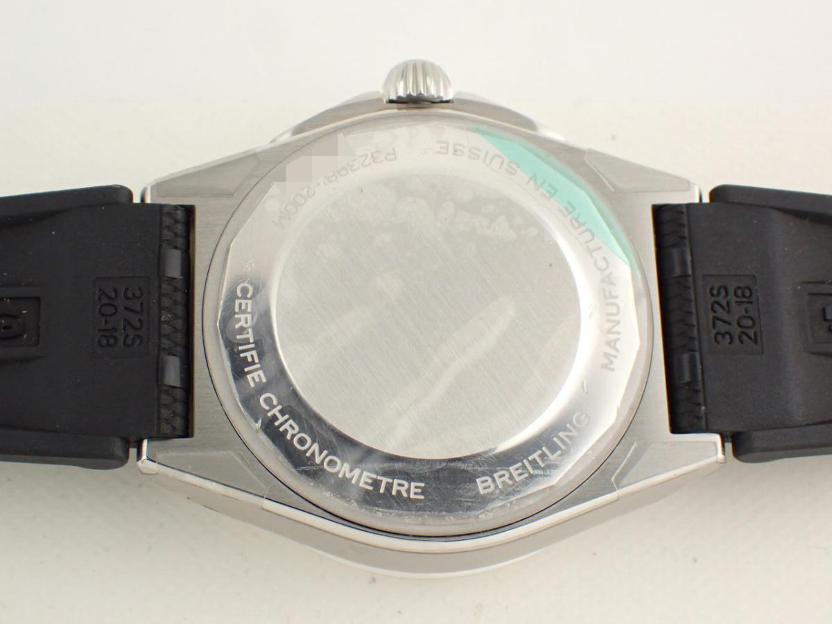 ブライトリング クロノマット P32398101C1S2 裏ぶた