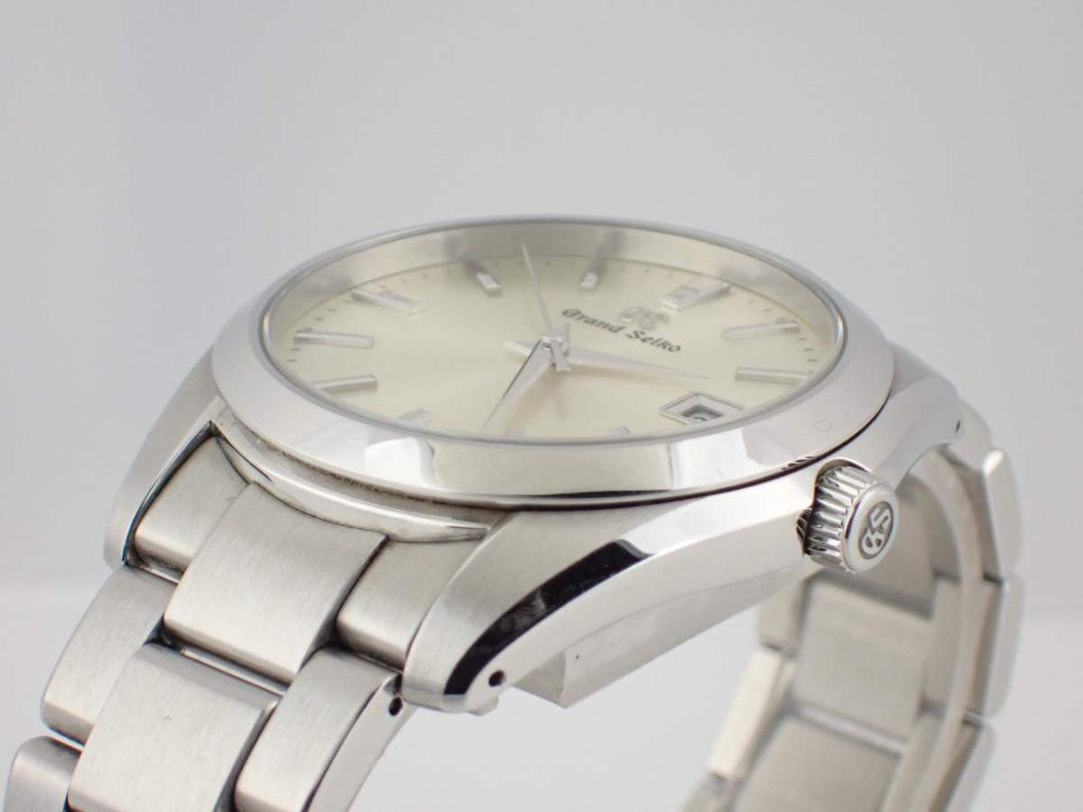 グランドセイコー 9Fクォーツ SBGV221 ベゼル