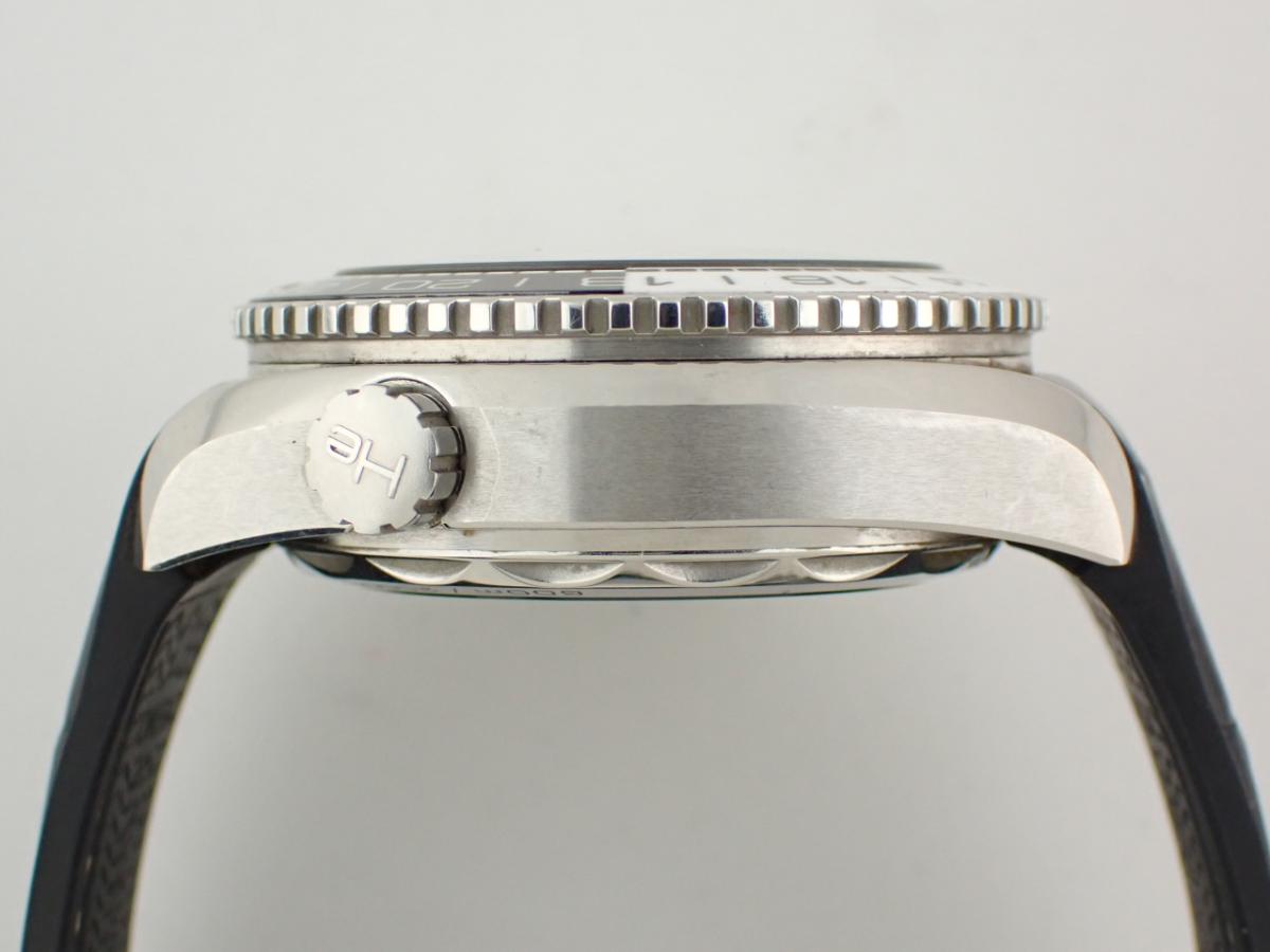 オメガ シーマスタープラネットオーシャン 215.30.44.22.01.001 横