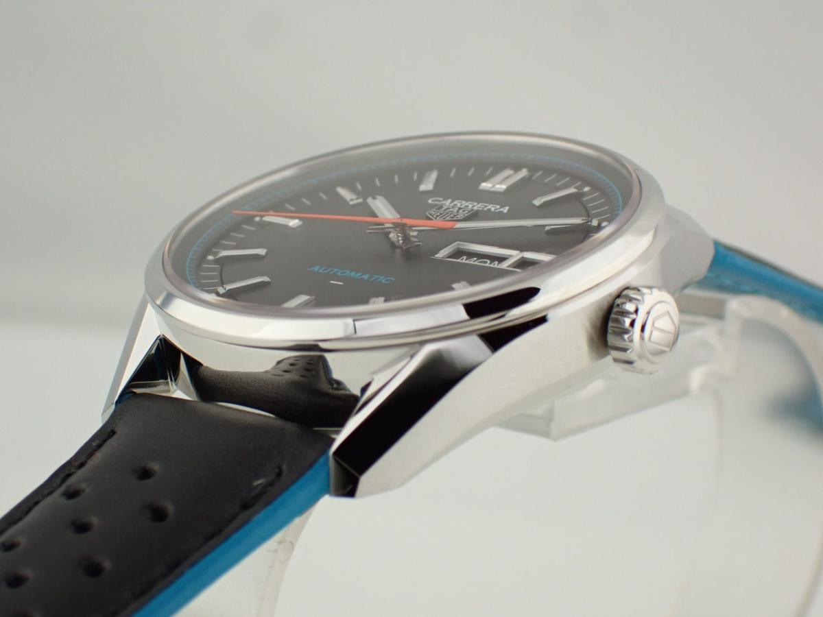 タグホイヤー カレラ WDA2110.FC6614 ベゼル