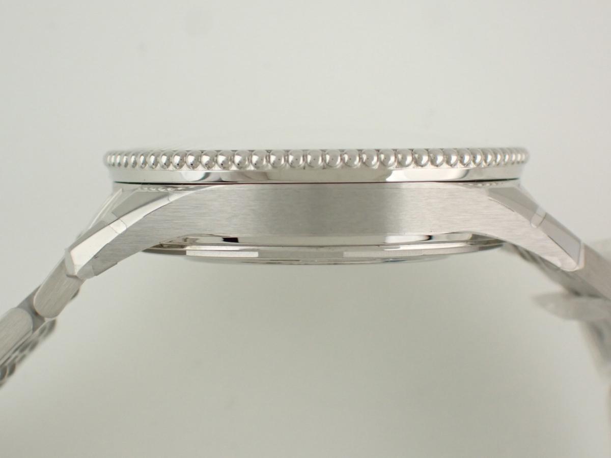 ブライトリング ナビタイマー A17327211G1A1 横