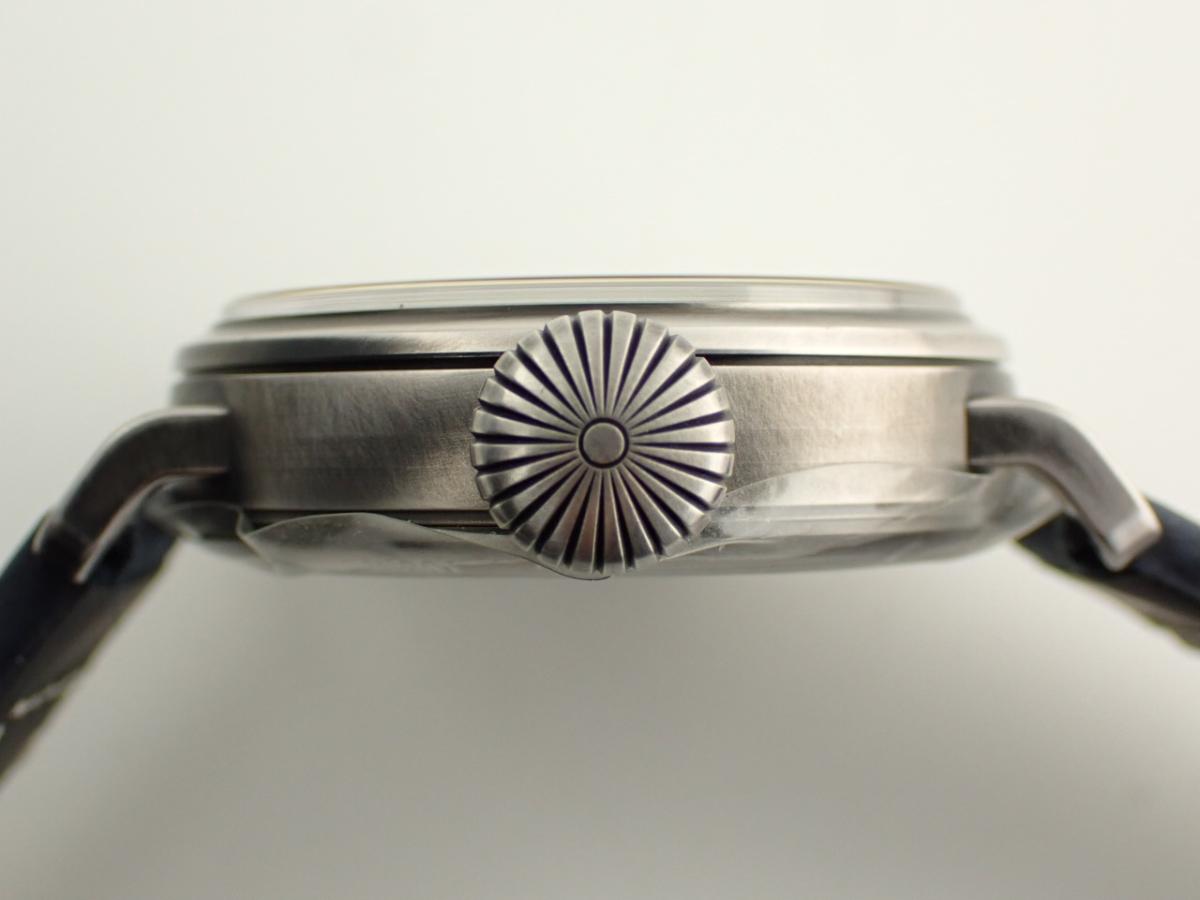 ゼニス パイロット 11.1942.679/53.C808 リューズ横