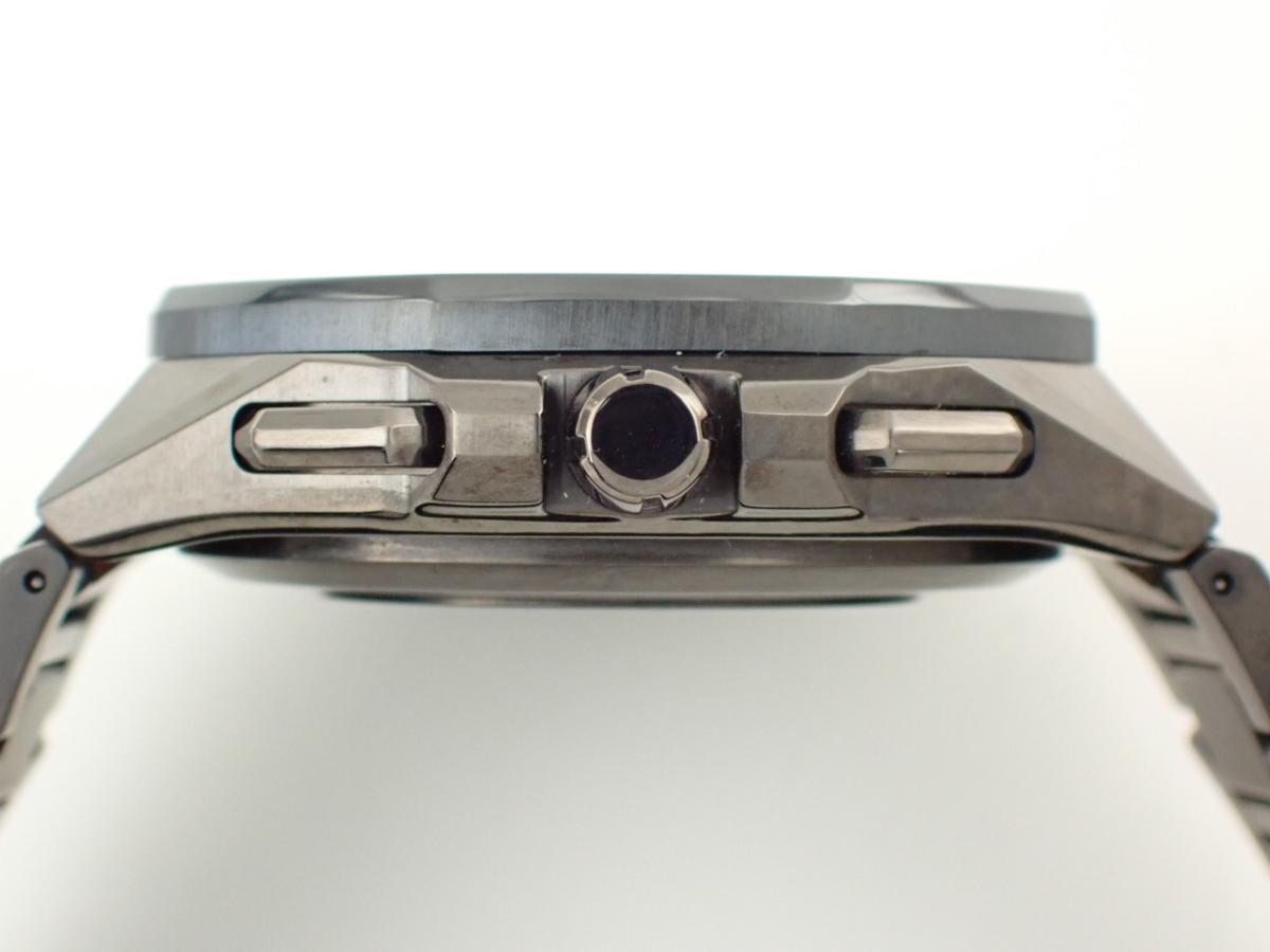 シチズン アテッサ CC4106-74E リューズ横