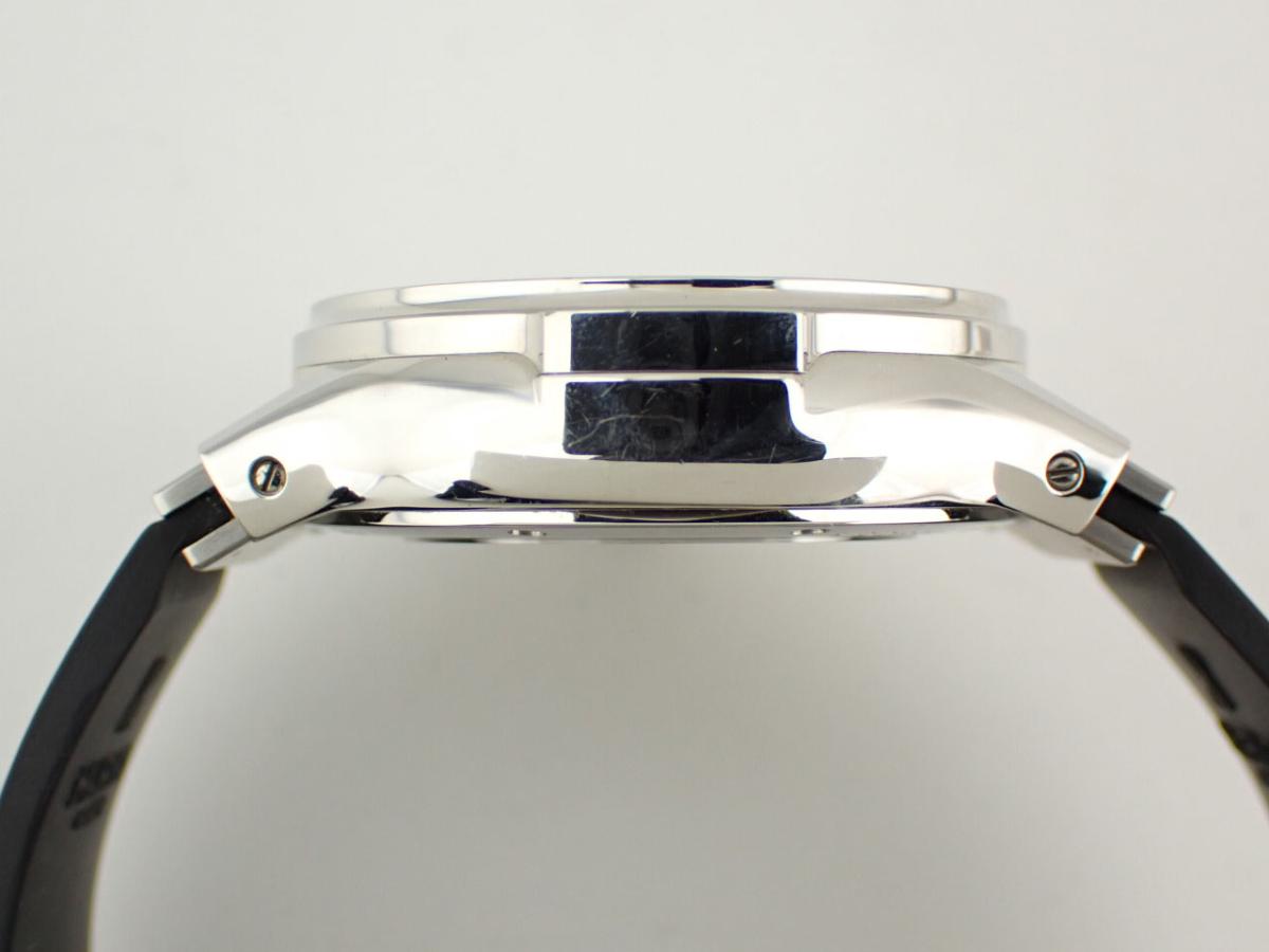 ウブロ クラシック 1926.105.1 横