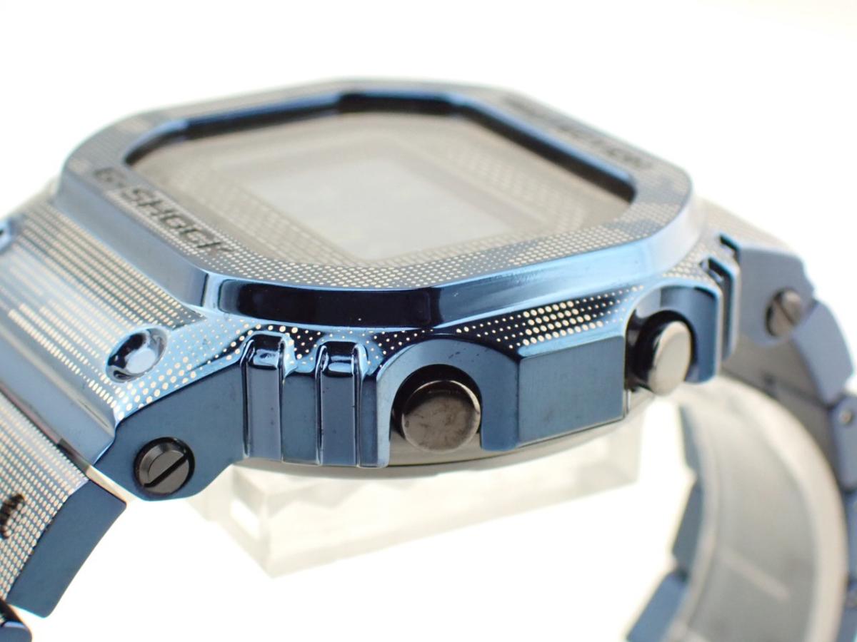 カシオ G-SHOCK GMW-B5000TCF-2JR ベゼル