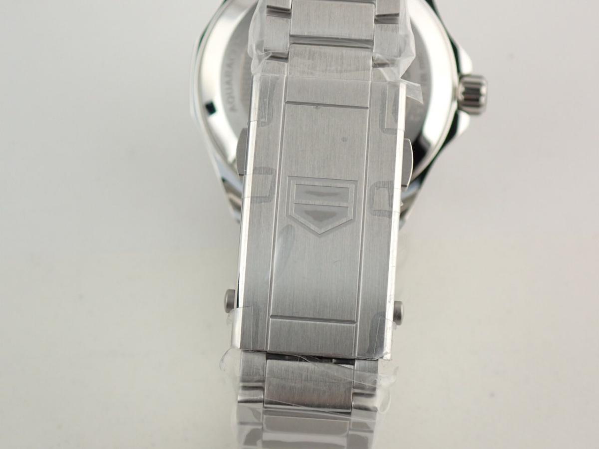 タグホイヤー アクアレーサー WBP5116-BA0013 ブレスバックル・ベルト