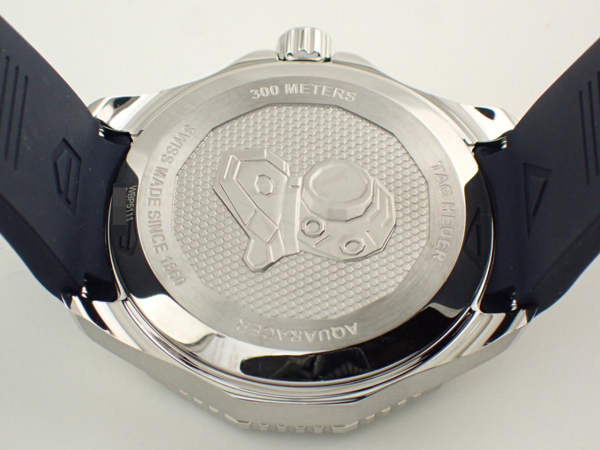 タグホイヤー アクアレーサー WBP5111-FT6259 裏ぶた