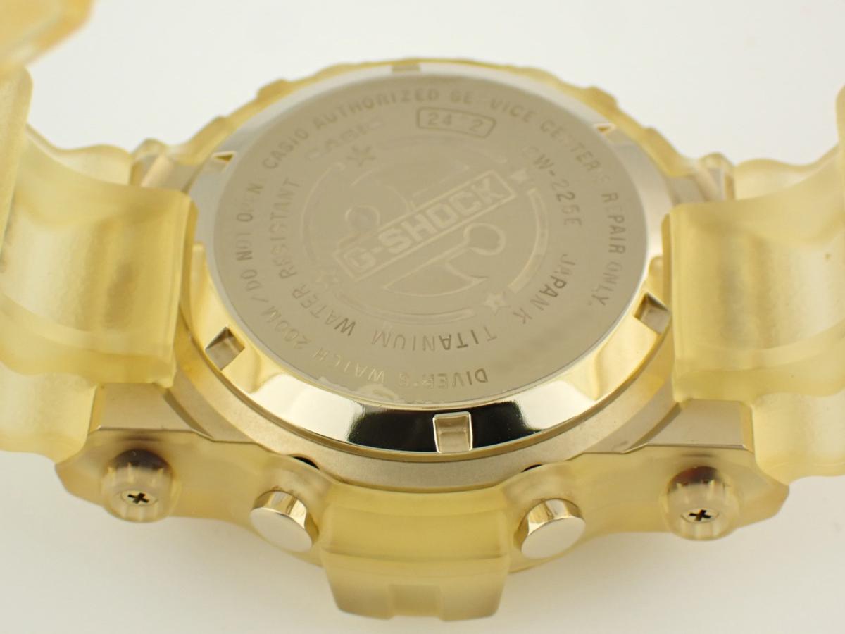 カシオ G-SHOCK GW-225E-7JF 裏ぶた