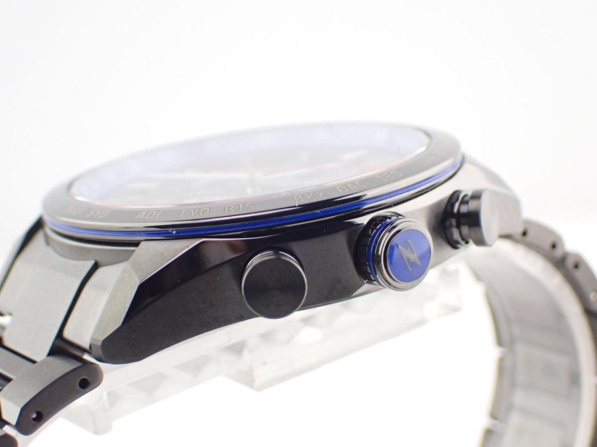 シチズン アテッサ AT8185-97E ベゼル