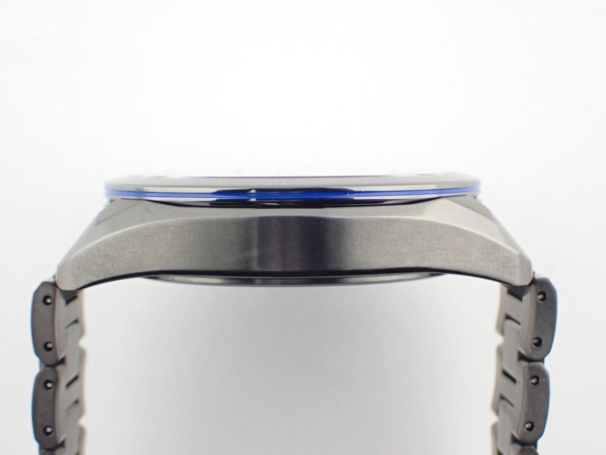 シチズン アテッサ AT8185-97E 横