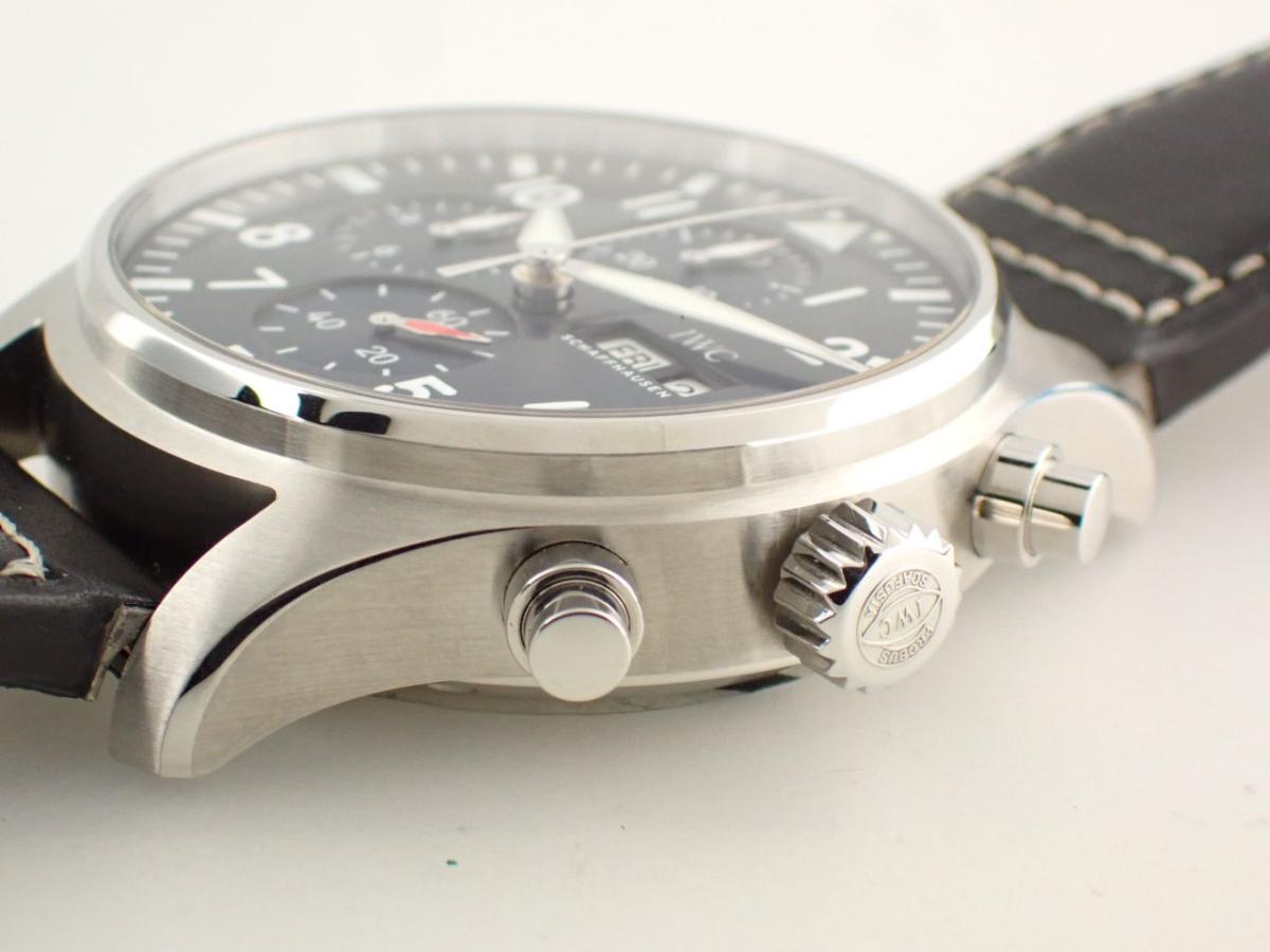 IWC パイロットウォッチ IW378003 ベゼル