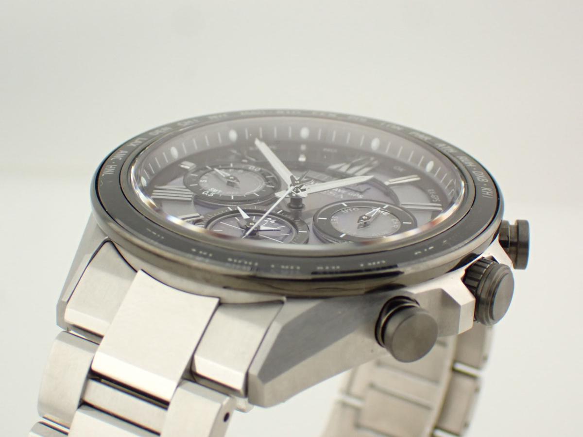 シチズン アテッサ CC4075-50L ベゼル