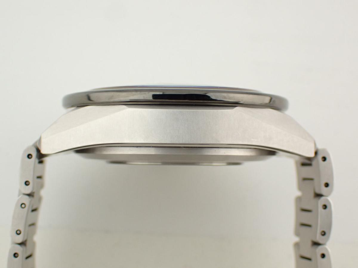 シチズン アテッサ CC4075-50L 横