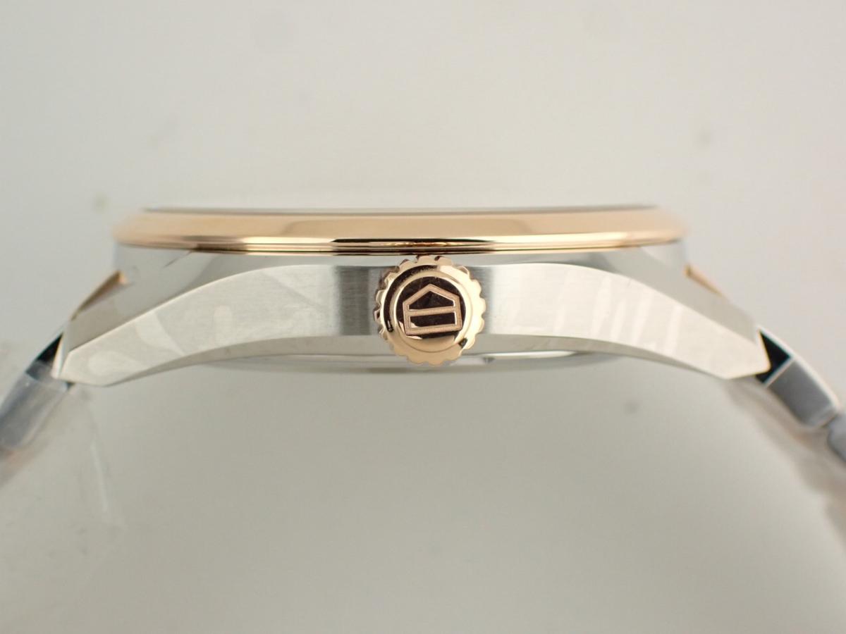 タグホイヤー カレラ WBN2350-BD0000 リューズ横