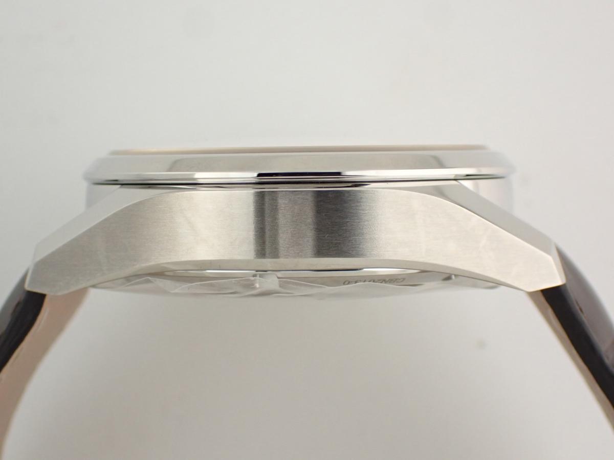 タグホイヤー カレラ CBN2013.FC6483 横