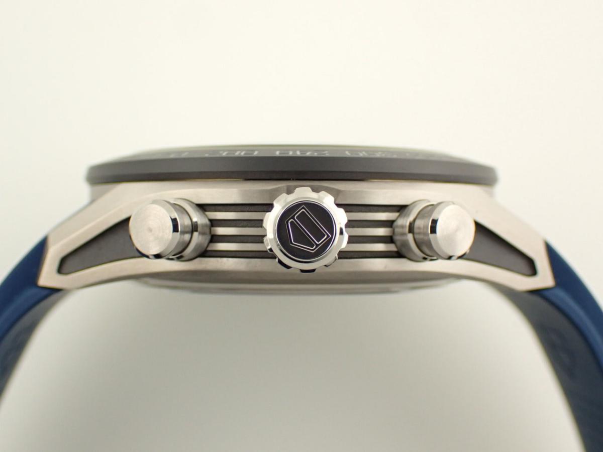 タグホイヤー カレラ CBU2081-FT6274 リューズ横