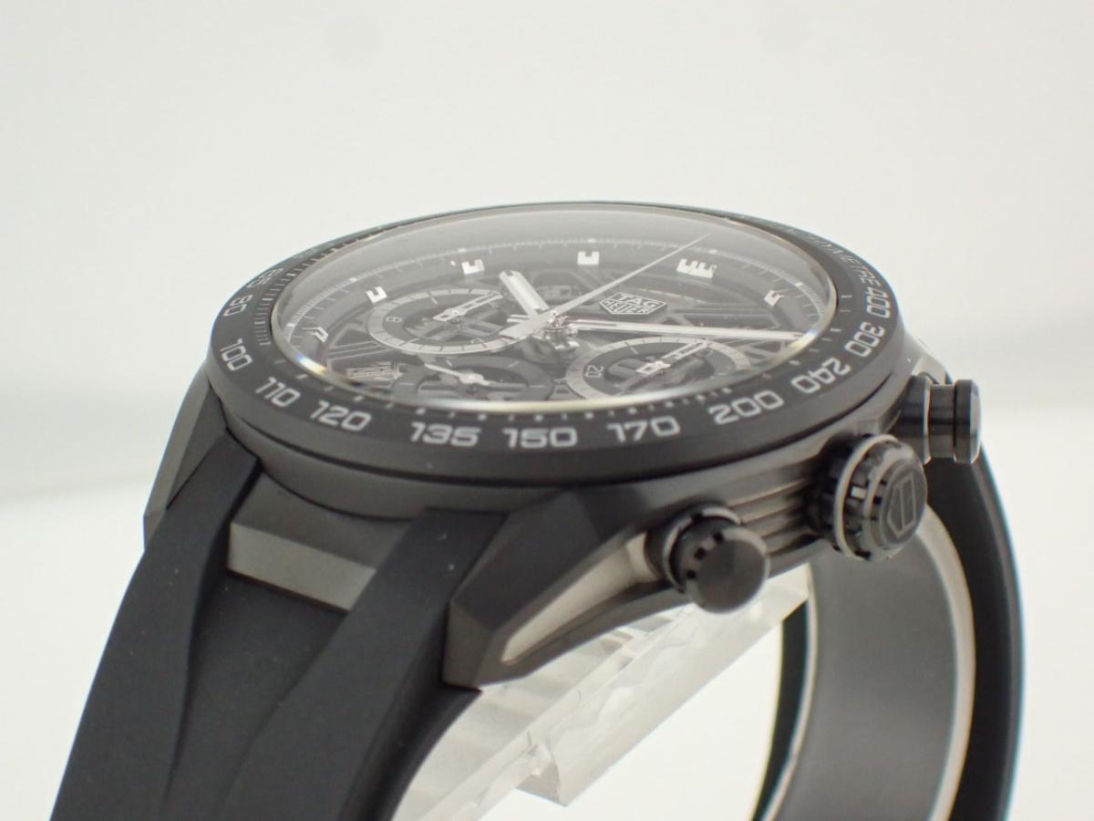 タグホイヤー カレラ  CBU2080.FT6272 ベゼル