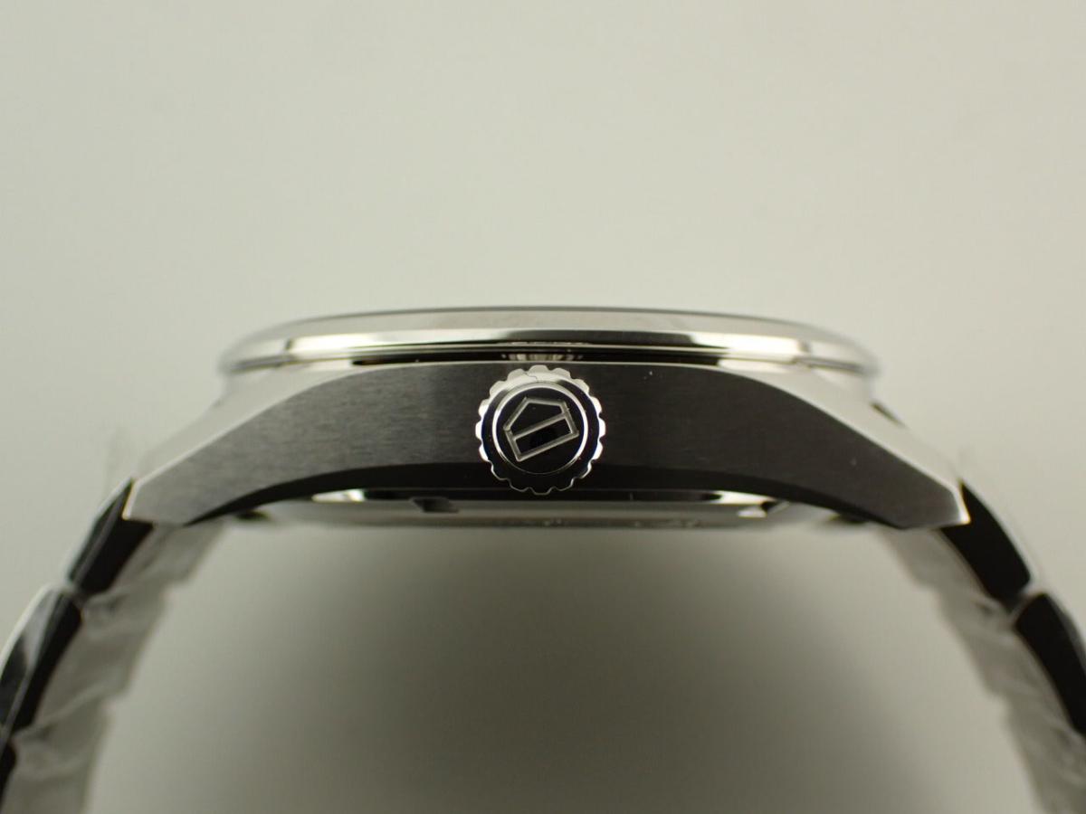 タグホイヤー カレラ WDA2111.BA0043 リューズ横