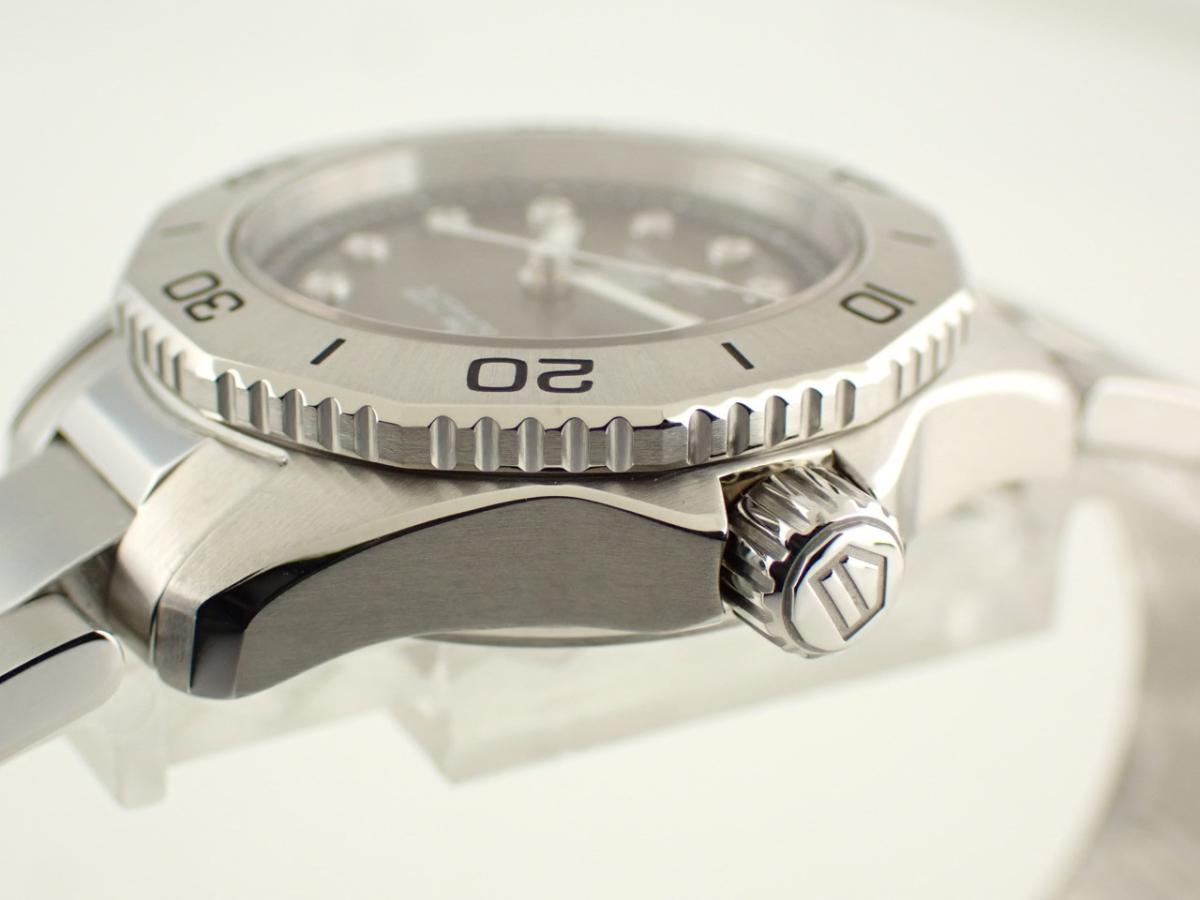 タグホイヤー アクアレーサー WBP2410-BA0622 ベゼル