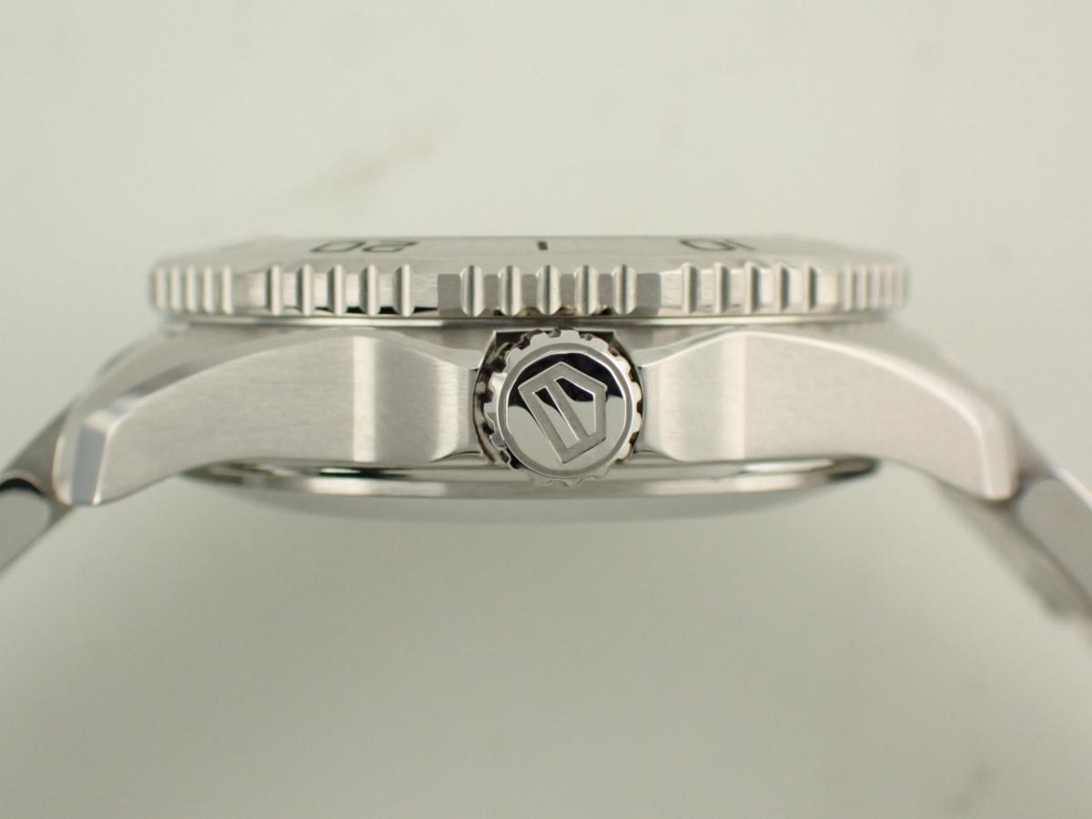 タグホイヤー アクアレーサー WBP2410-BA0622 リューズ横